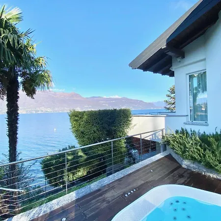 Poseidon Semesterbostad Porto Valtravaglia