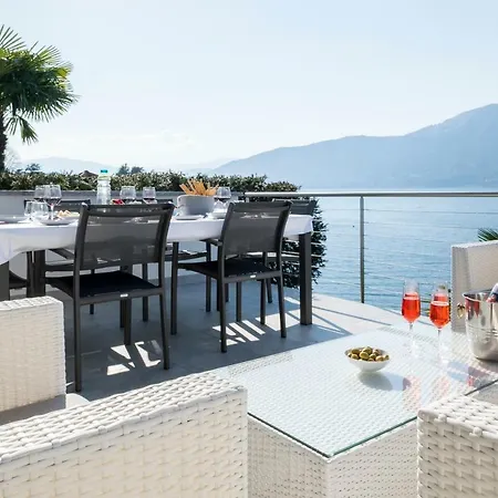 Poseidon Semesterbostad *